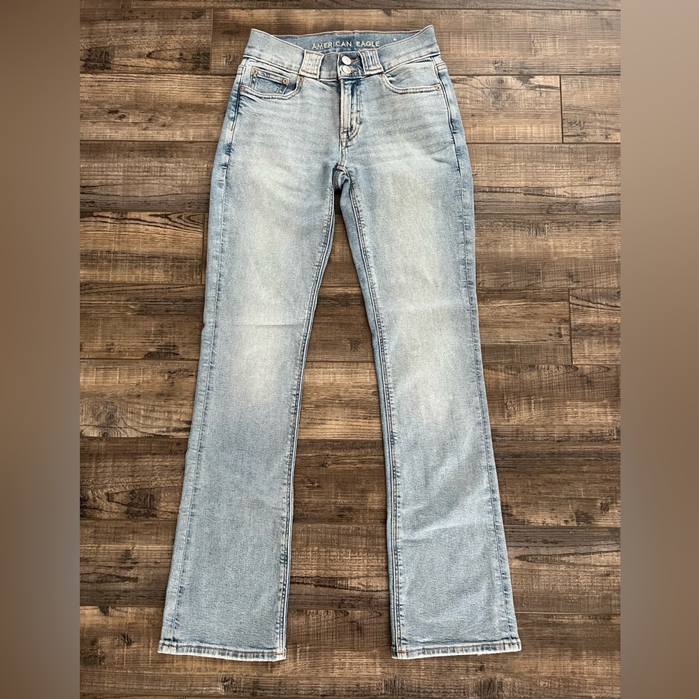AE 90’s low rise skinny kick jeans size 00